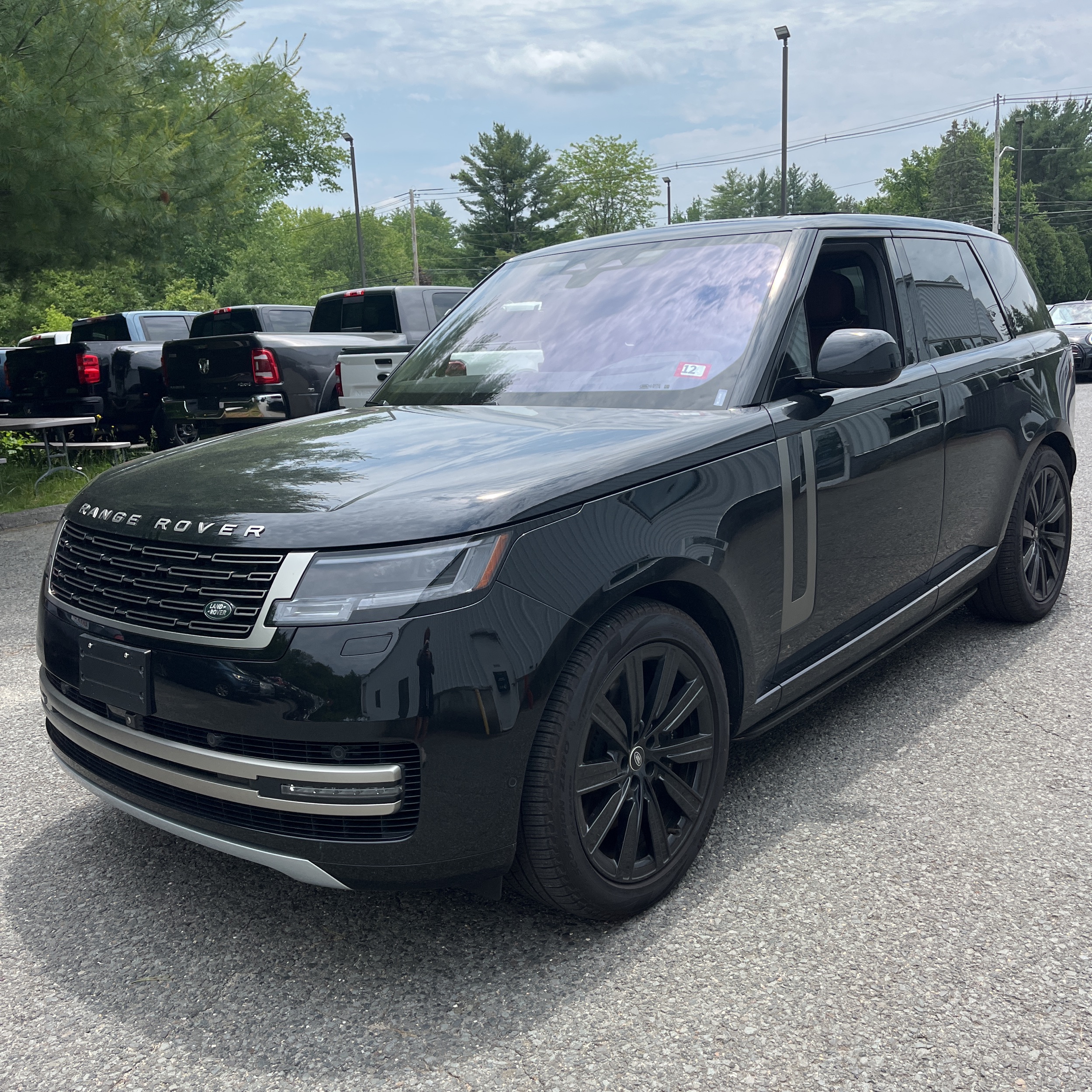 2023 Land Rover Range Rover P530 SE