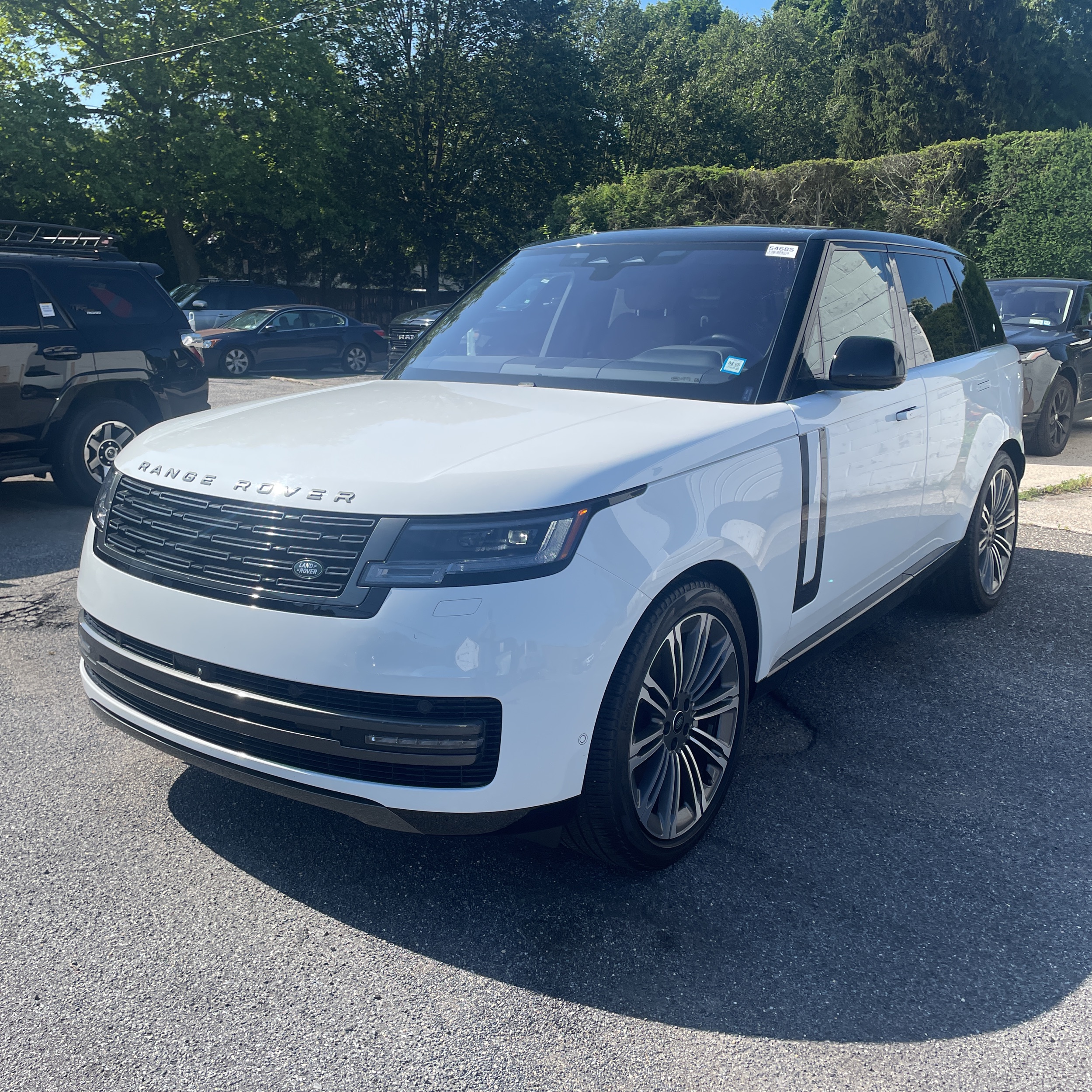 2023 Land Rover Range Rover P400 SE