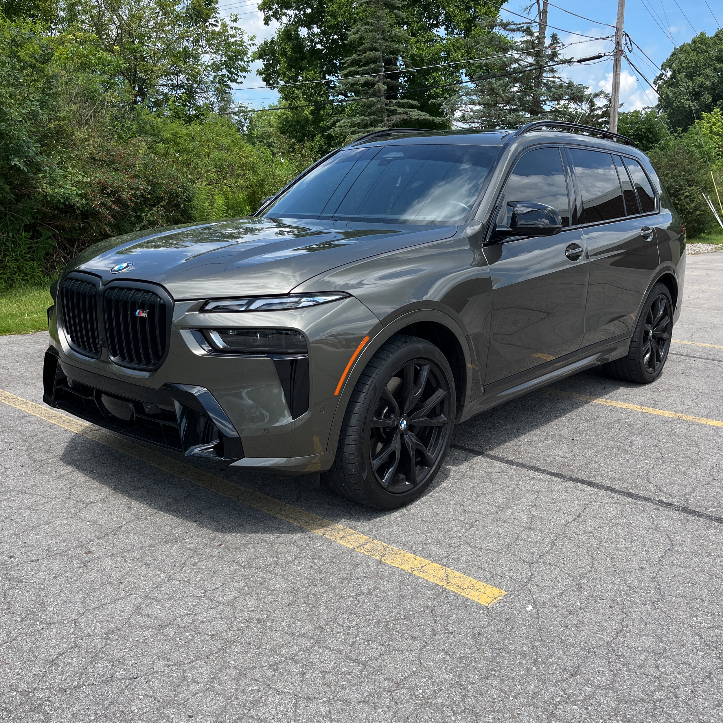 2024 BMW X7 M60i