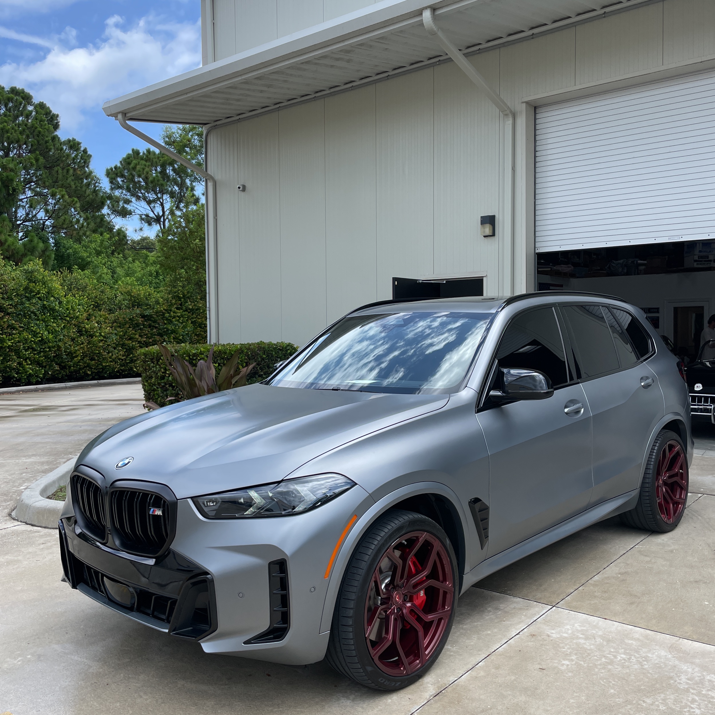 2024 BMW X5 M60i
