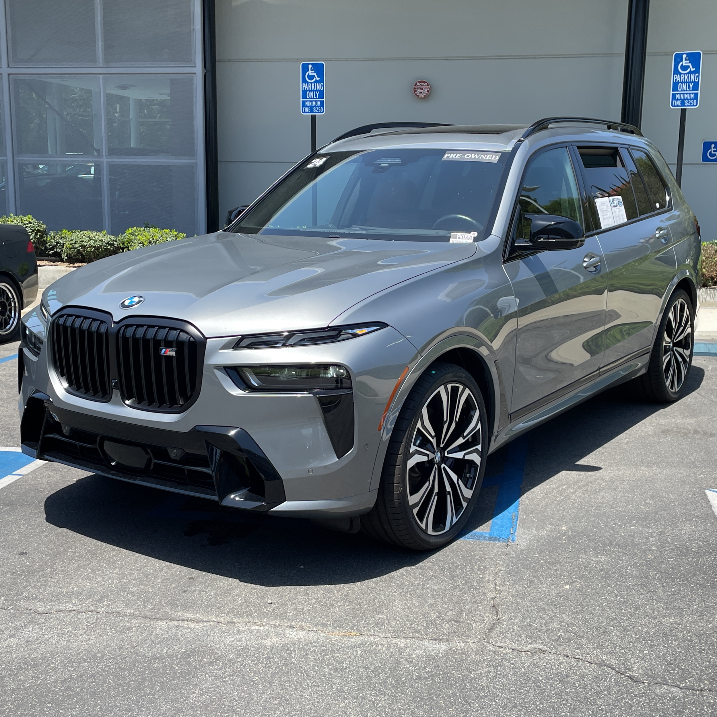 2024 BMW X7 M60i