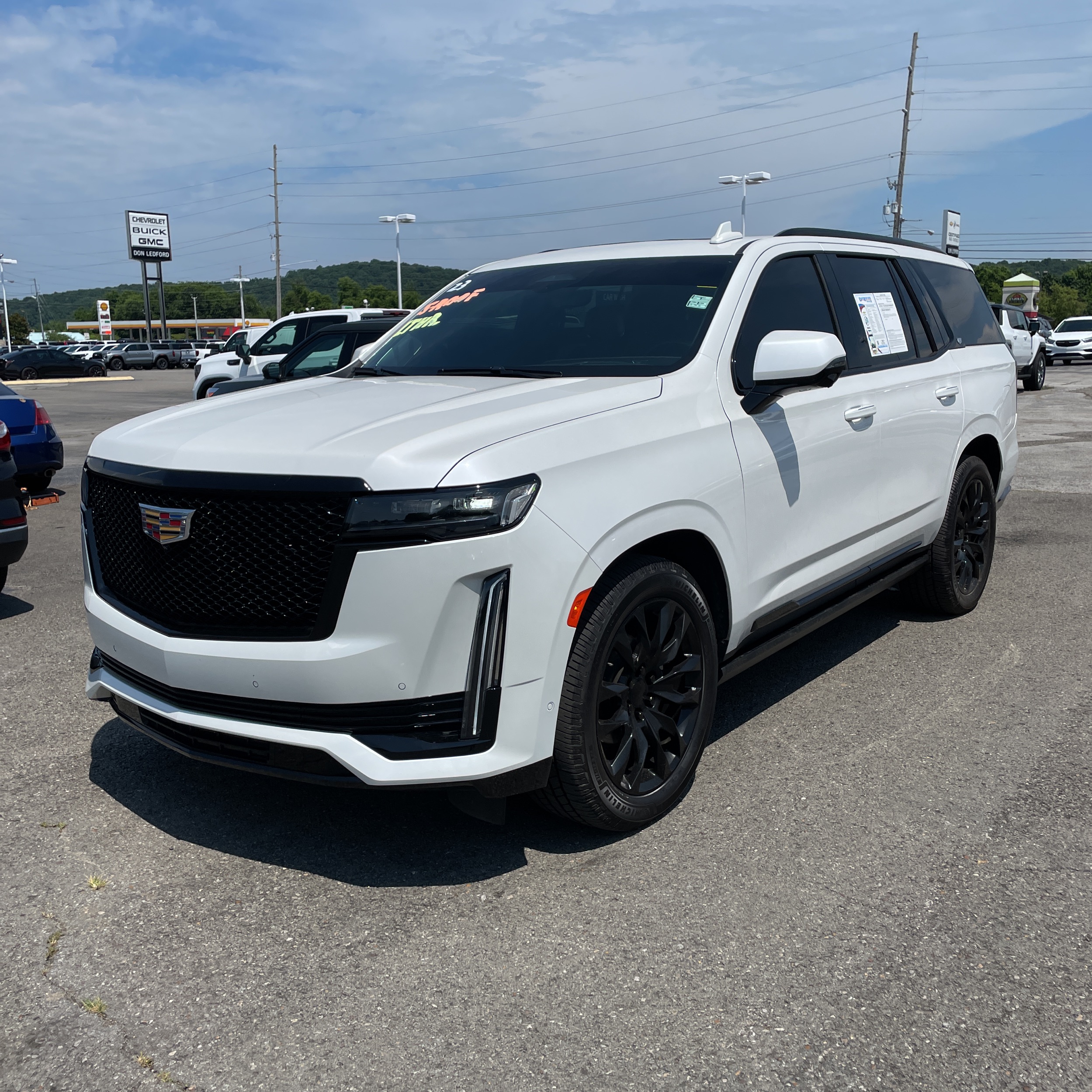 2023 Cadillac Escalade Sport Platinum