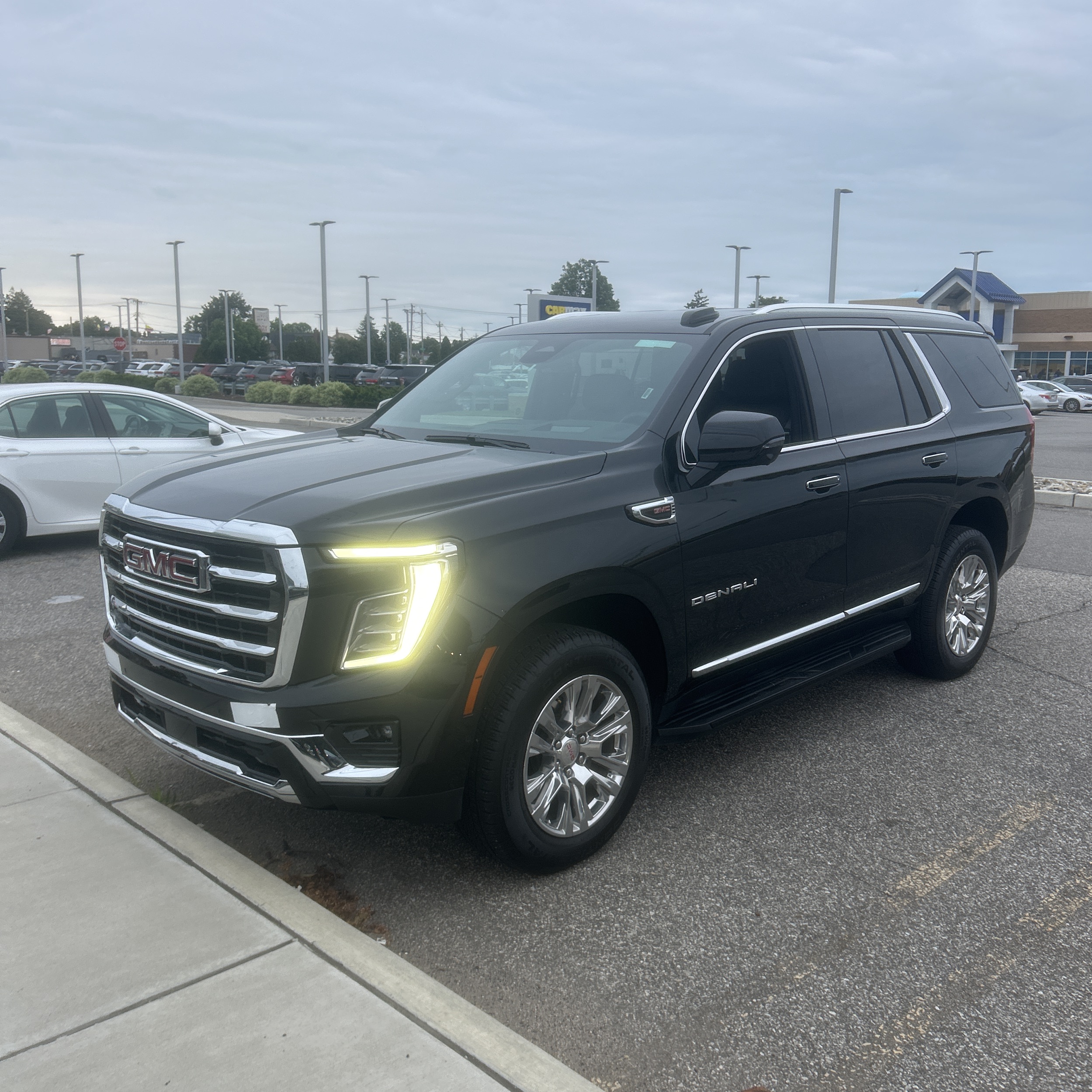 2025 GMC Yukon Denali
