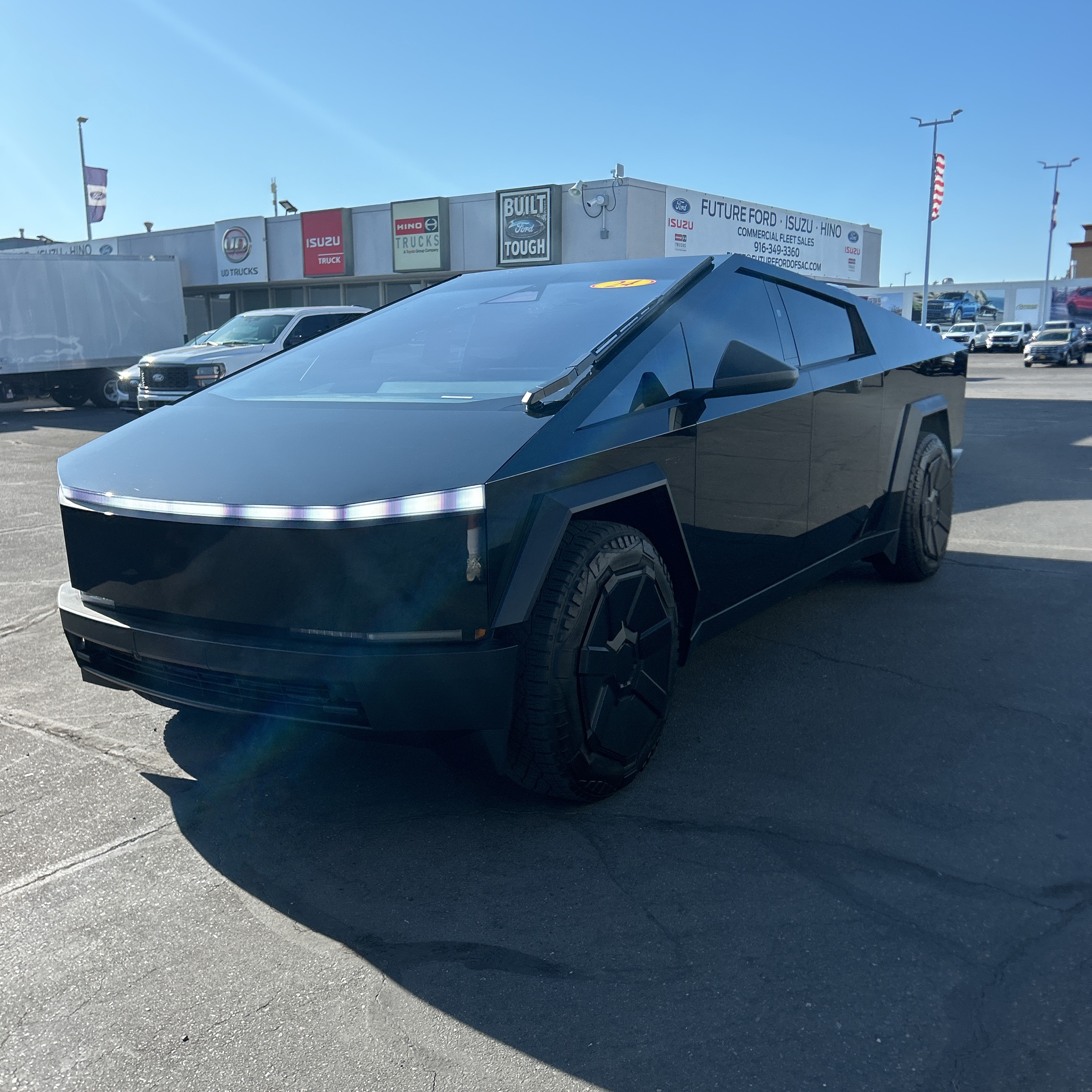 2024 Tesla Cybertruck Base