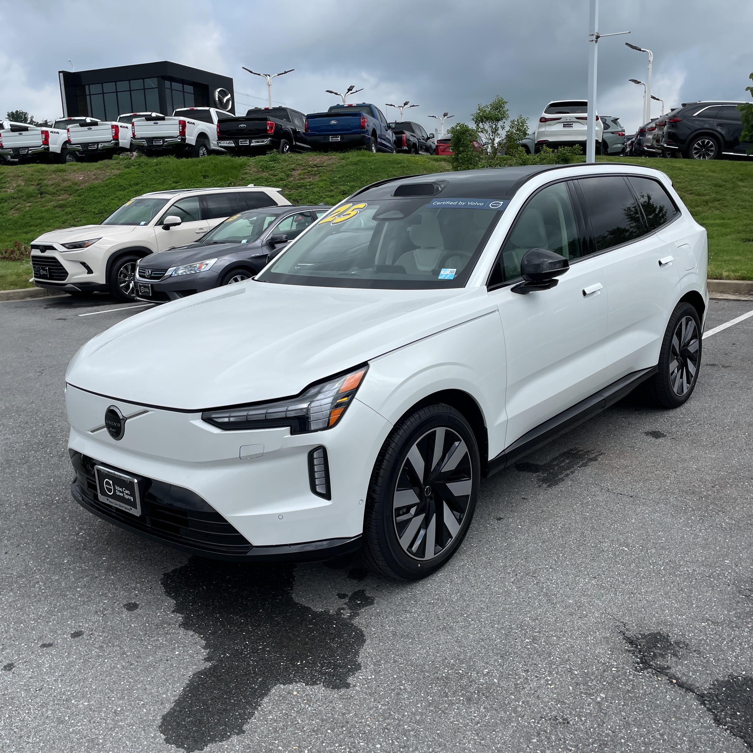 2025 Volvo EX90 Ultra