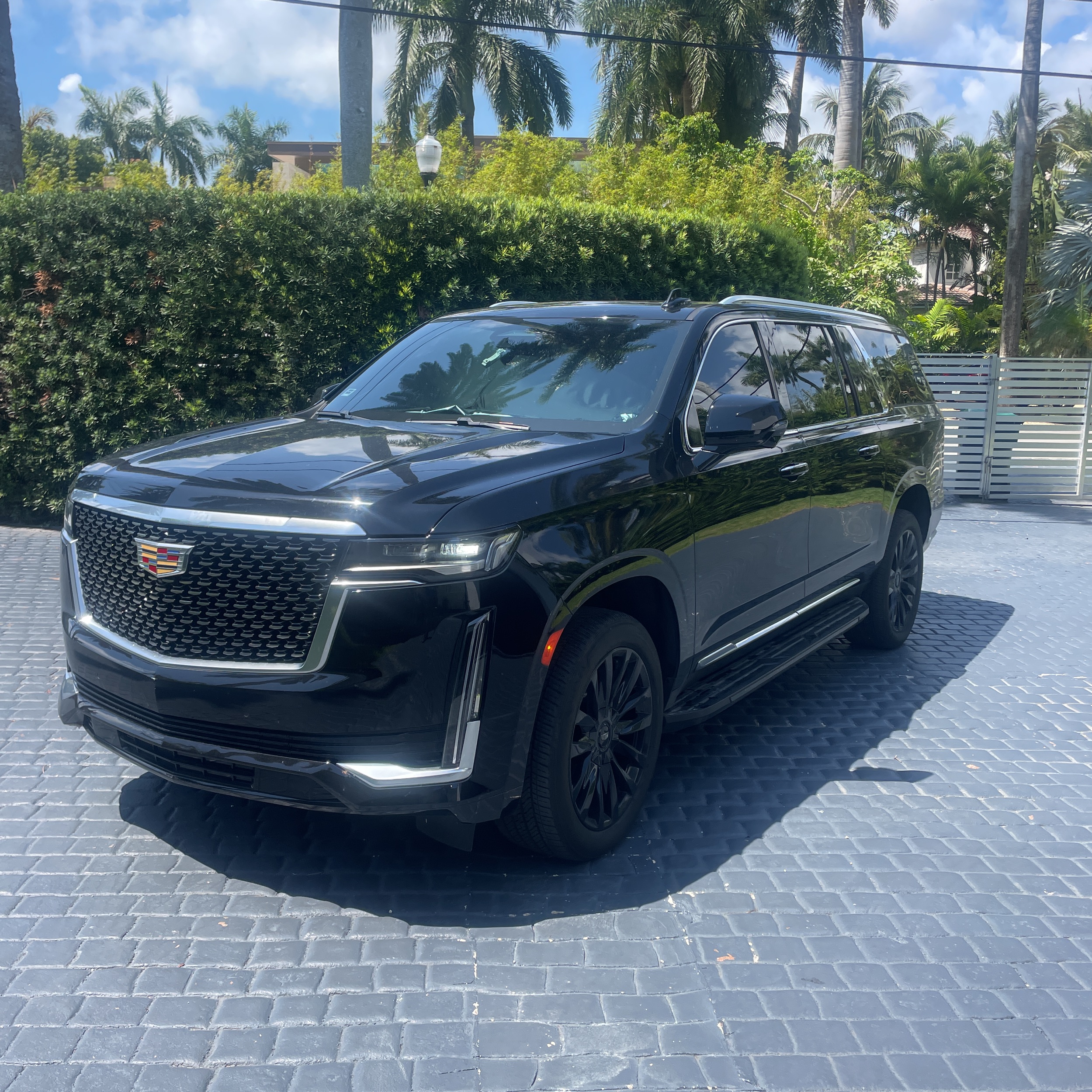 2023 Cadillac Escalade ESV Premium Luxury
