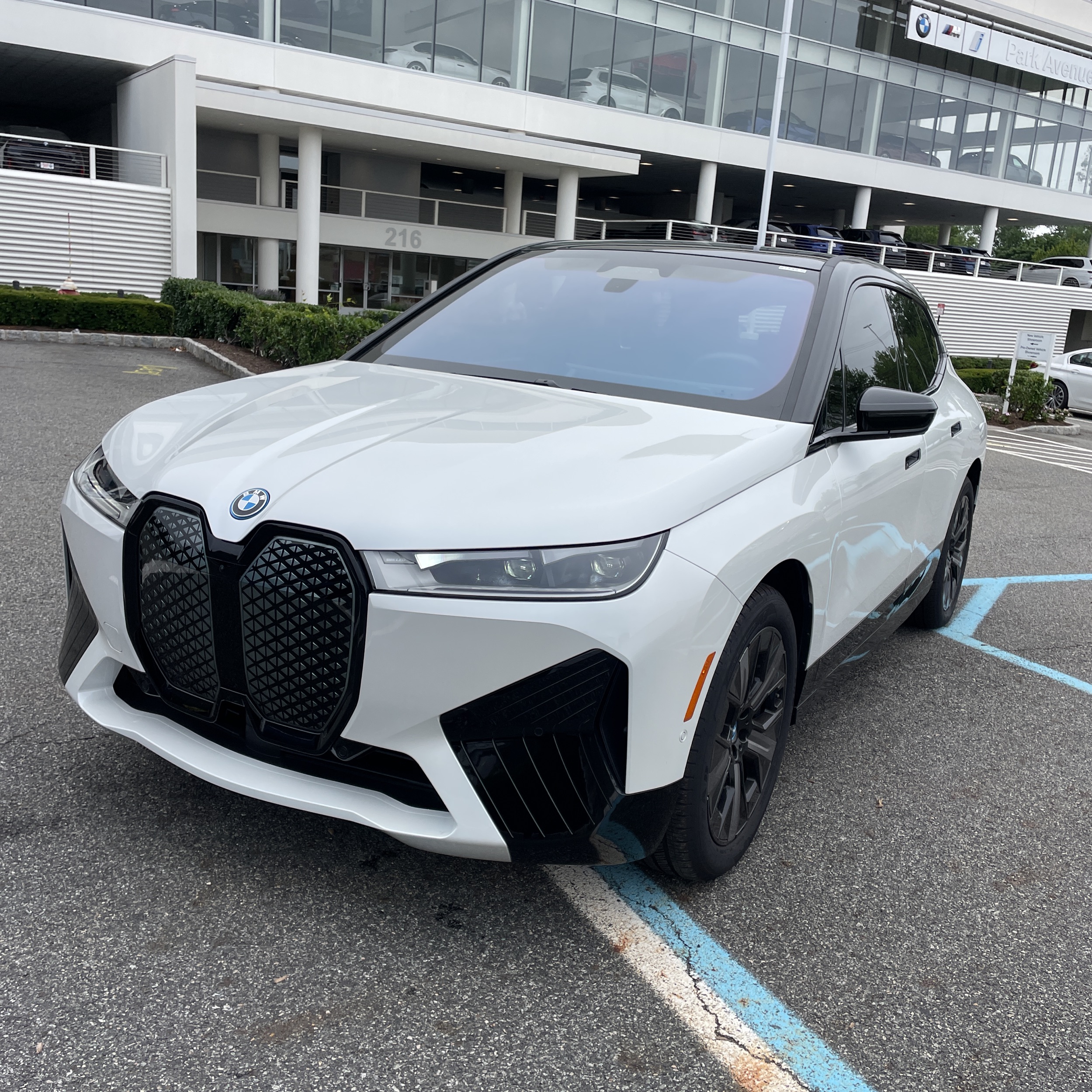 2025 BMW iX xDrive50