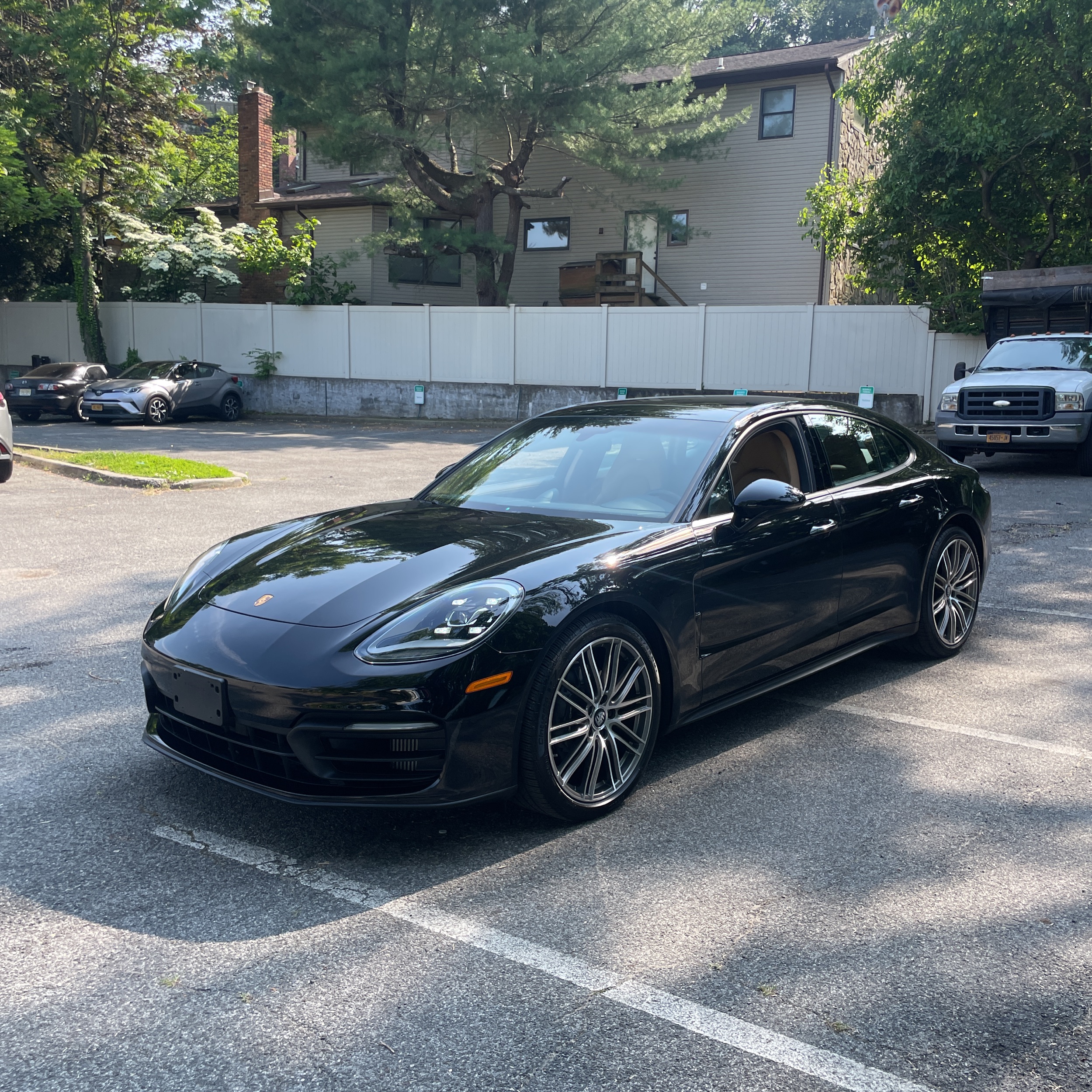 2022 Porsche Panamera Base