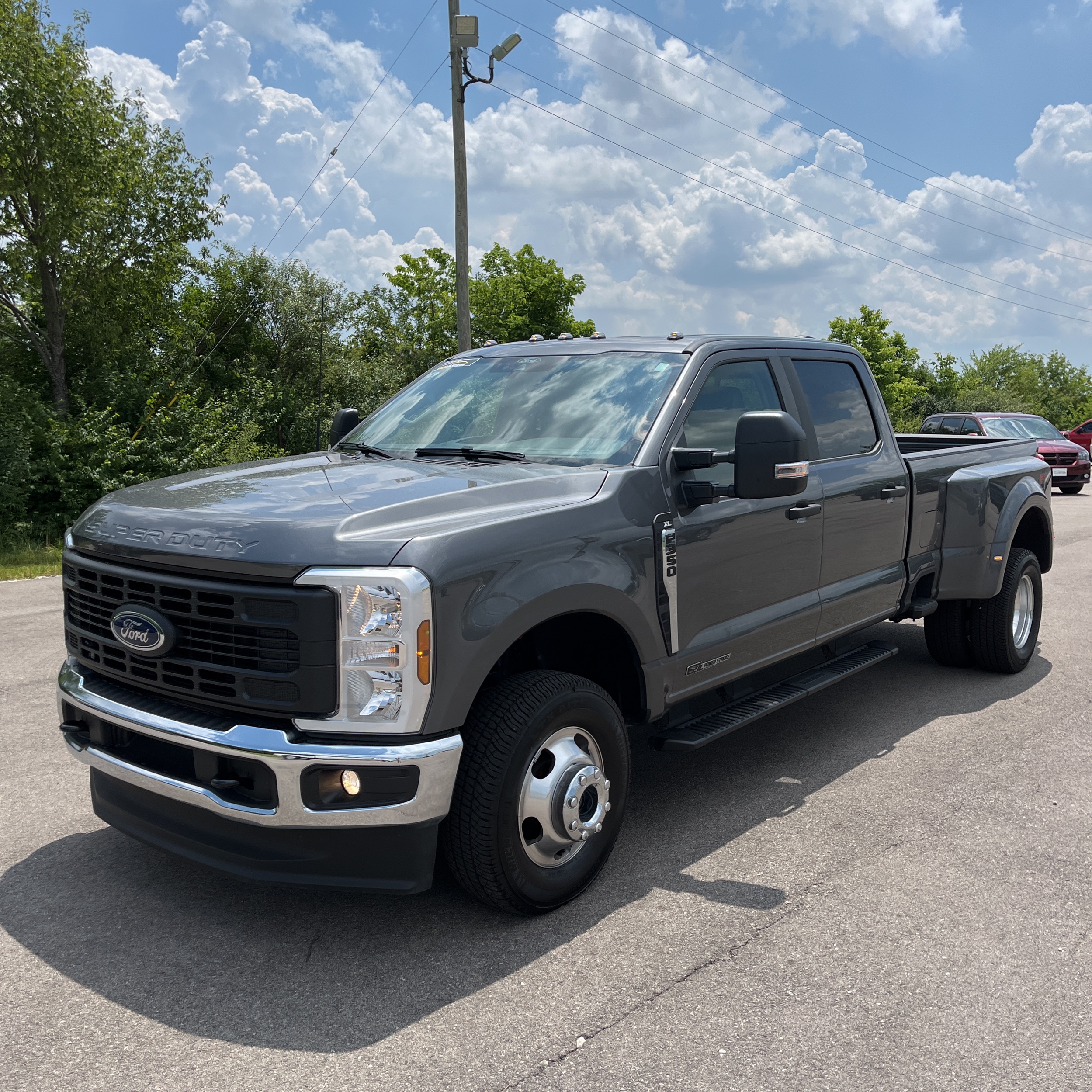 2025 Ford F-350 Super Duty XL