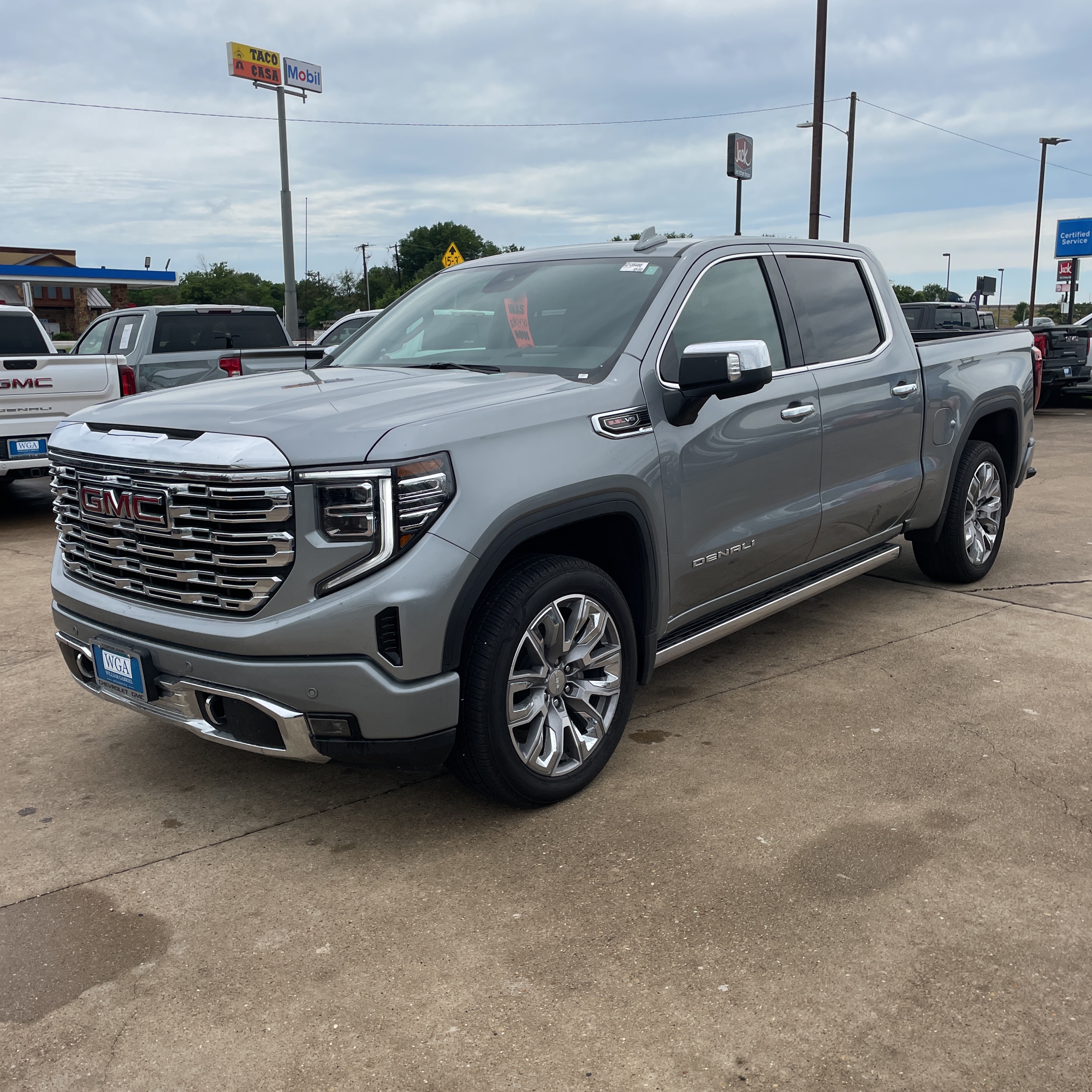 2025 GMC Sierra 1500 Denali