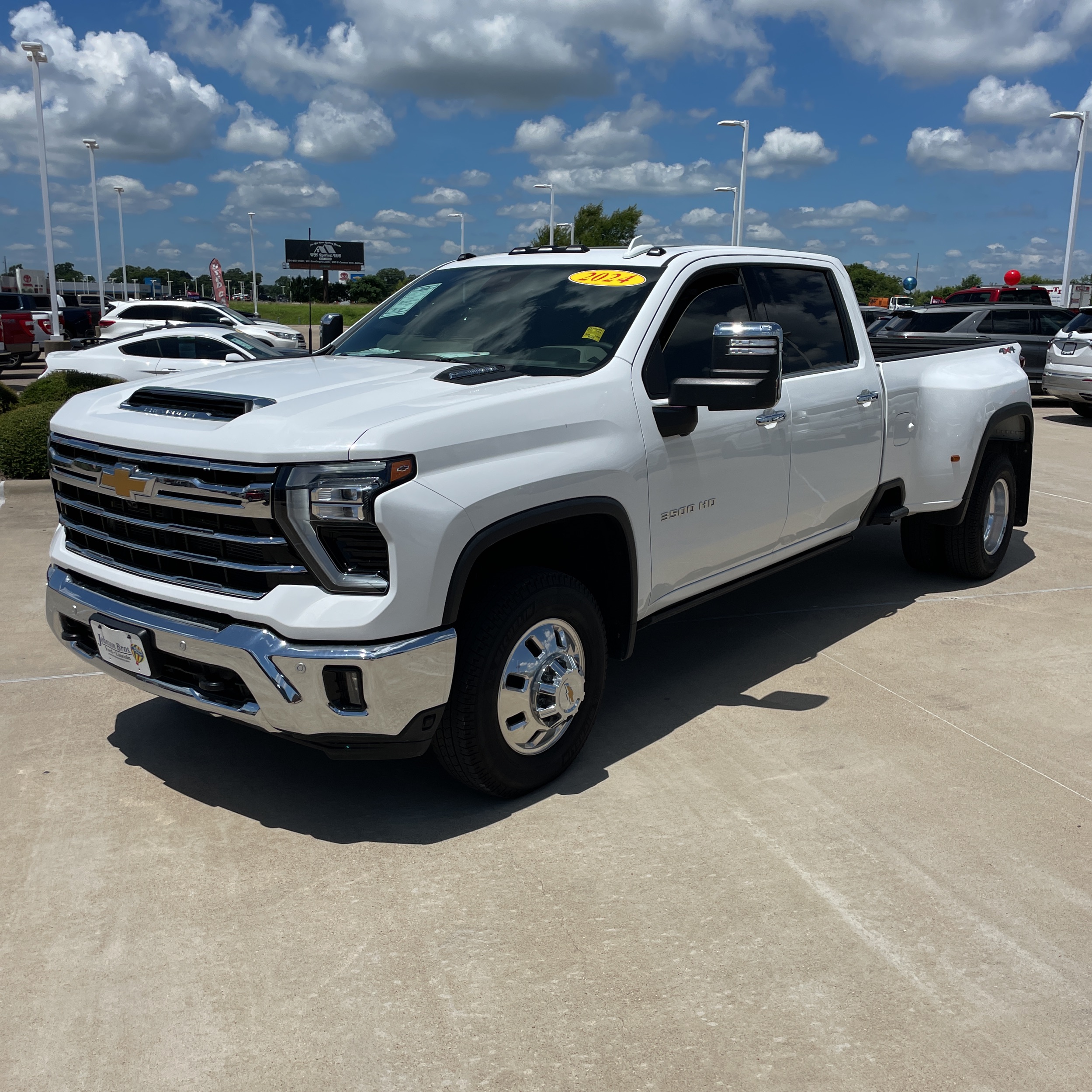 2024 Chevrolet Silverado 3500HD LTZ