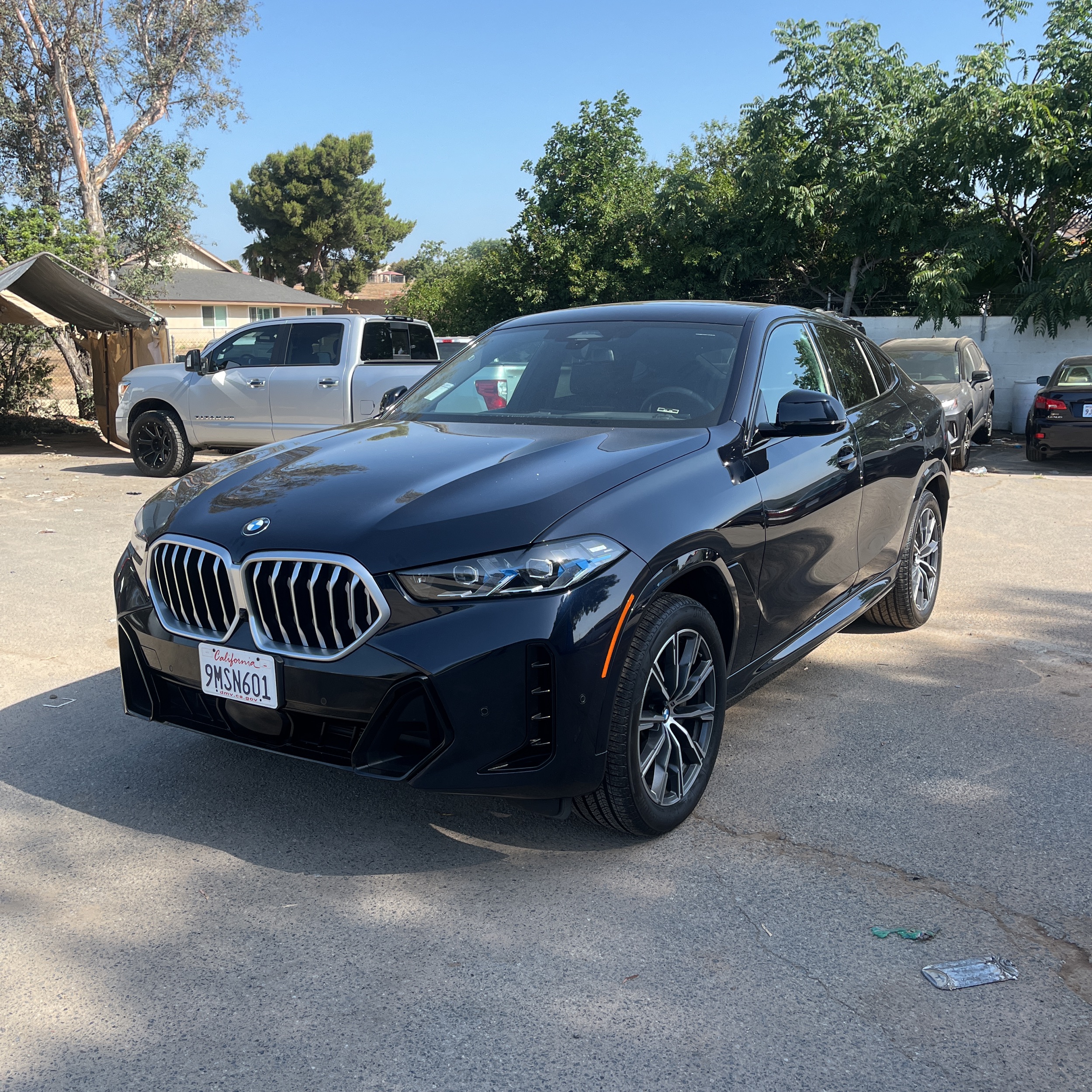 2025 BMW X6 XDrive40i