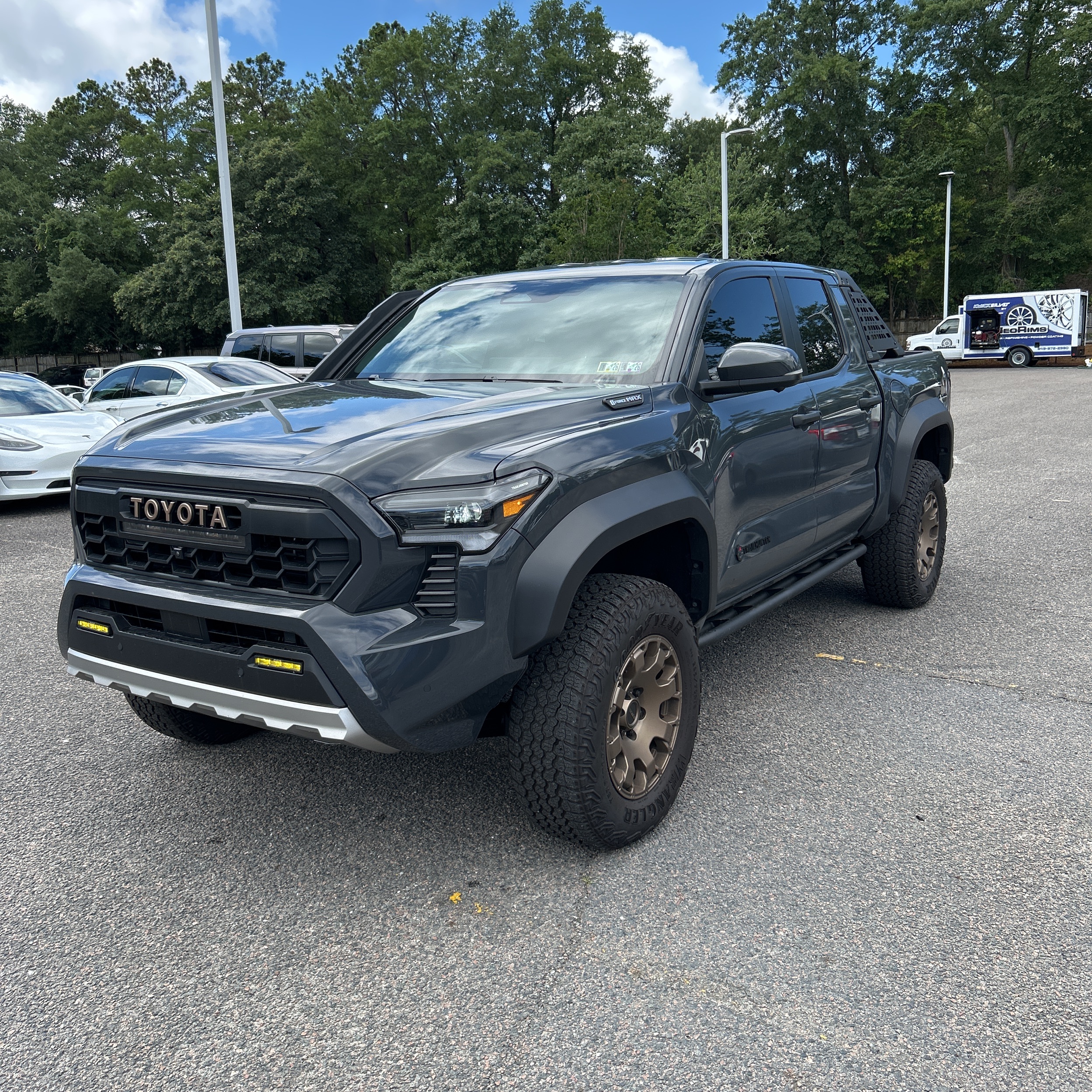 2024 Toyota Tacoma Trailhunter HV