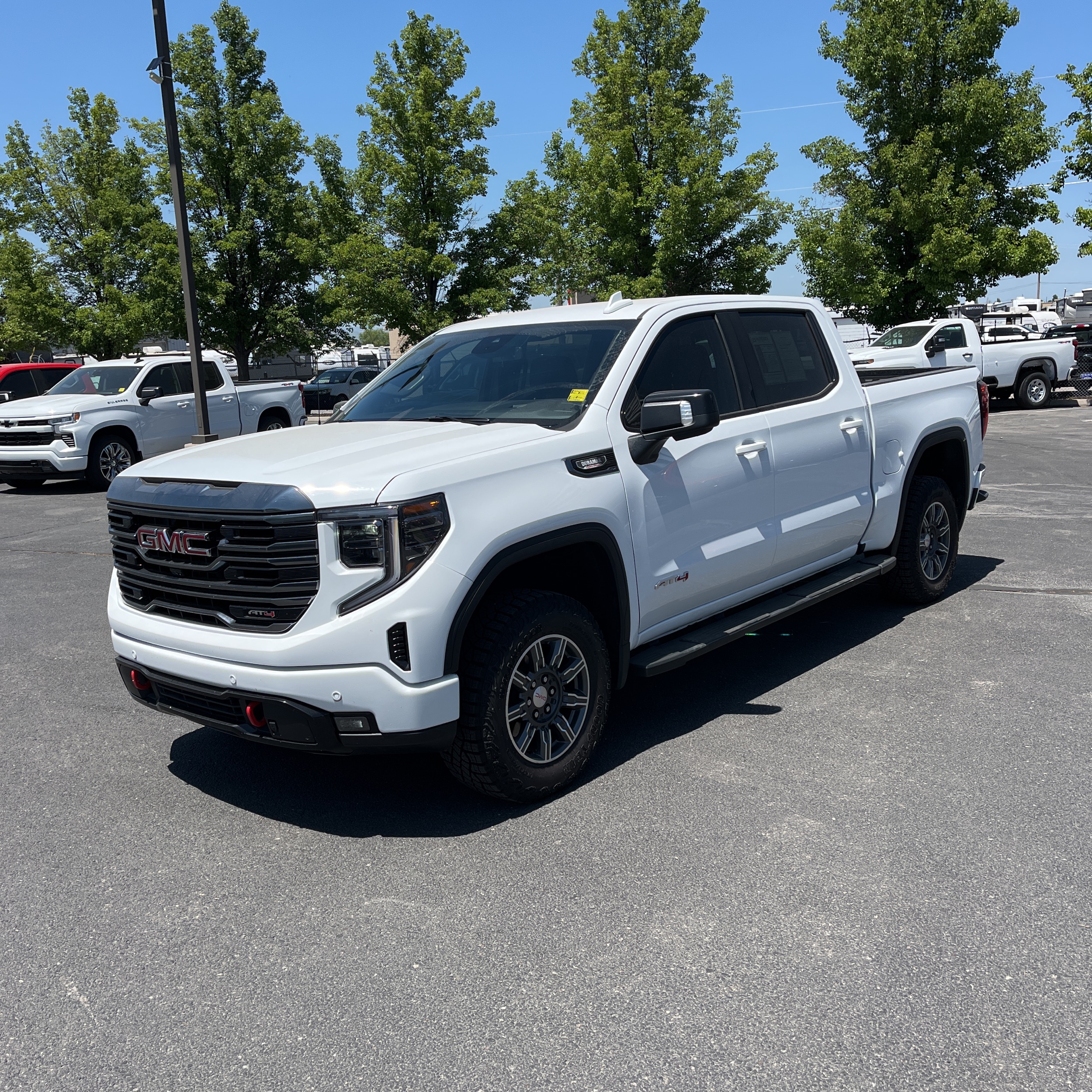 2024 GMC Sierra 1500 AT4
