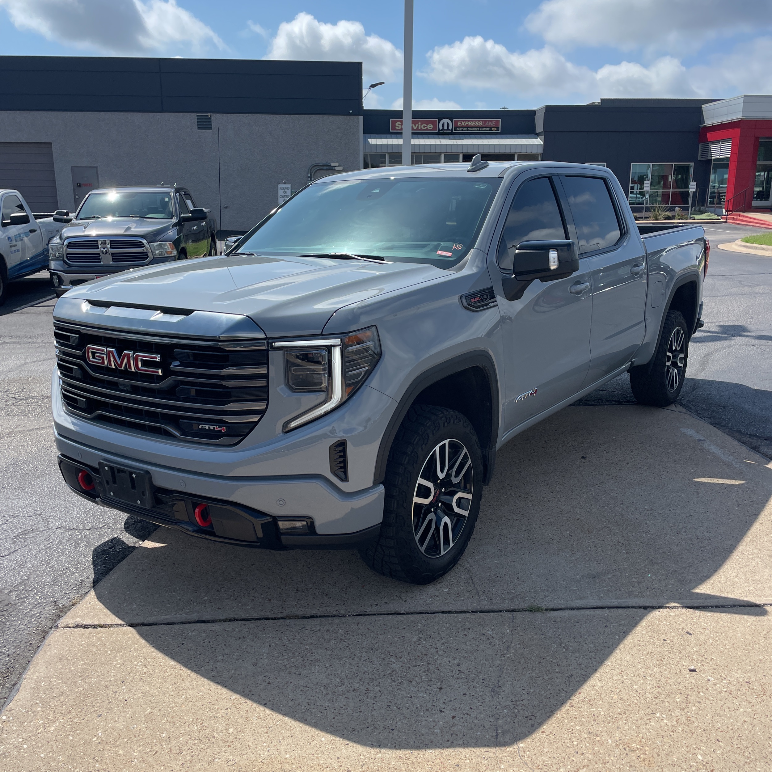 2024 GMC Sierra 1500 AT4