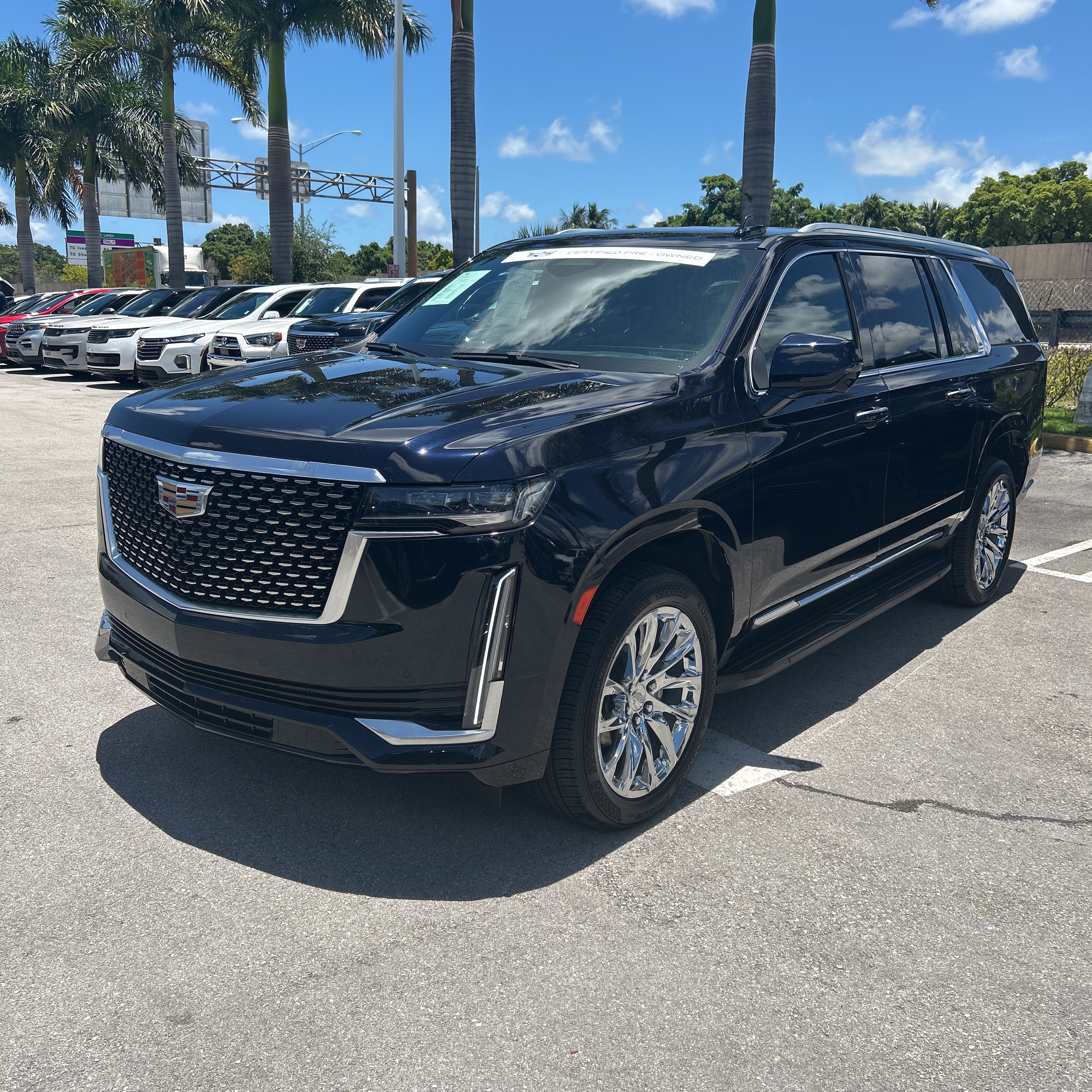 2022 Cadillac Escalade ESV Luxury