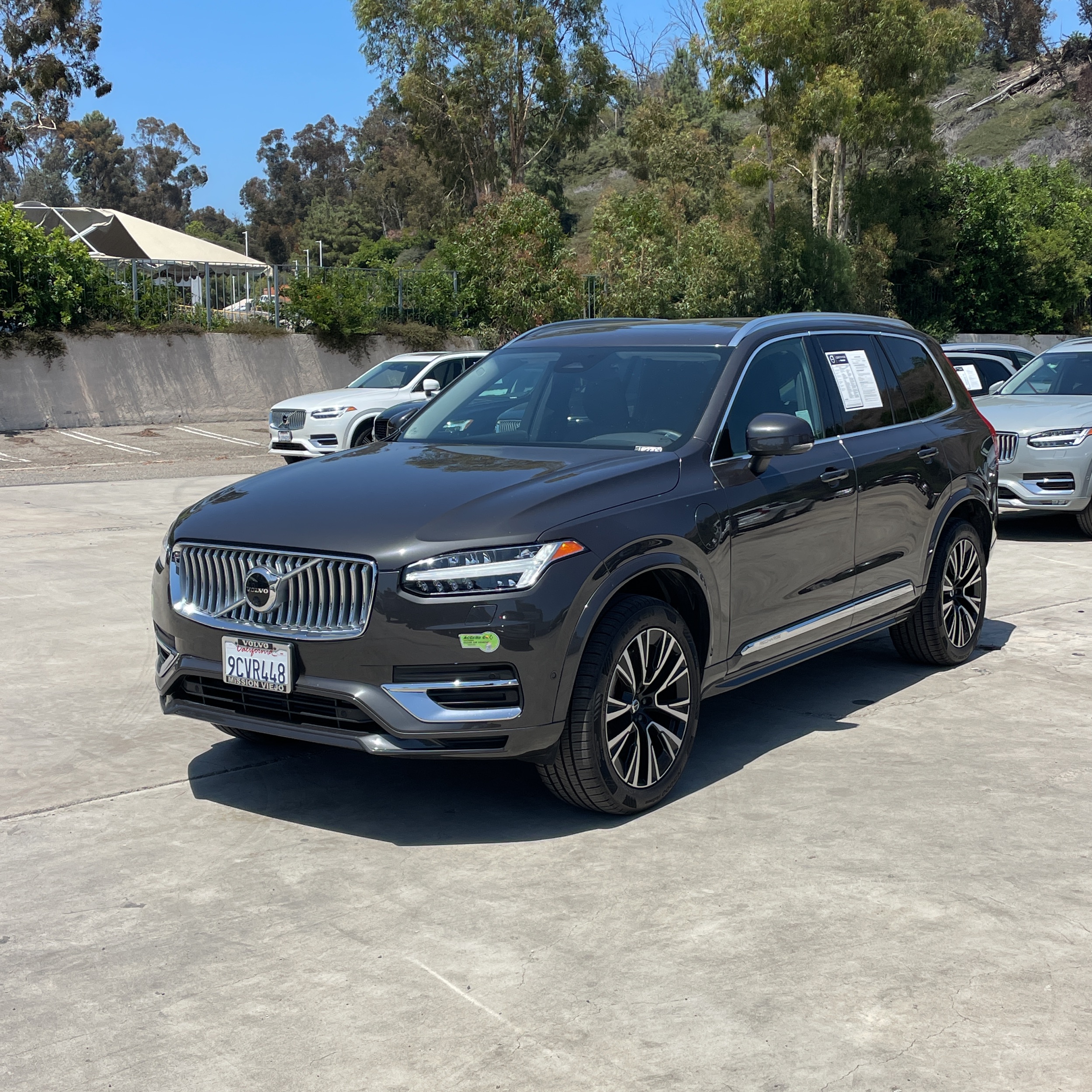 2023 Volvo XC90 T8 - Plus