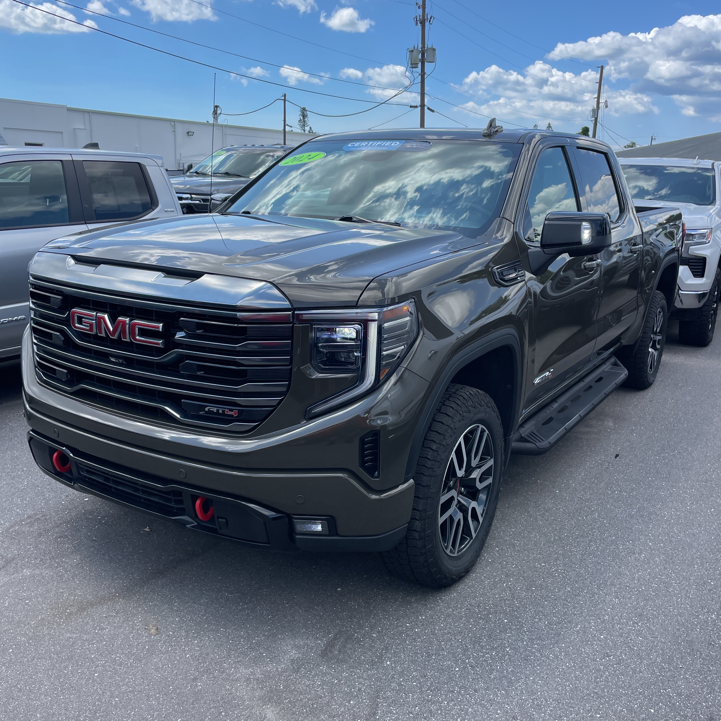 2024 GMC Sierra 1500 AT4