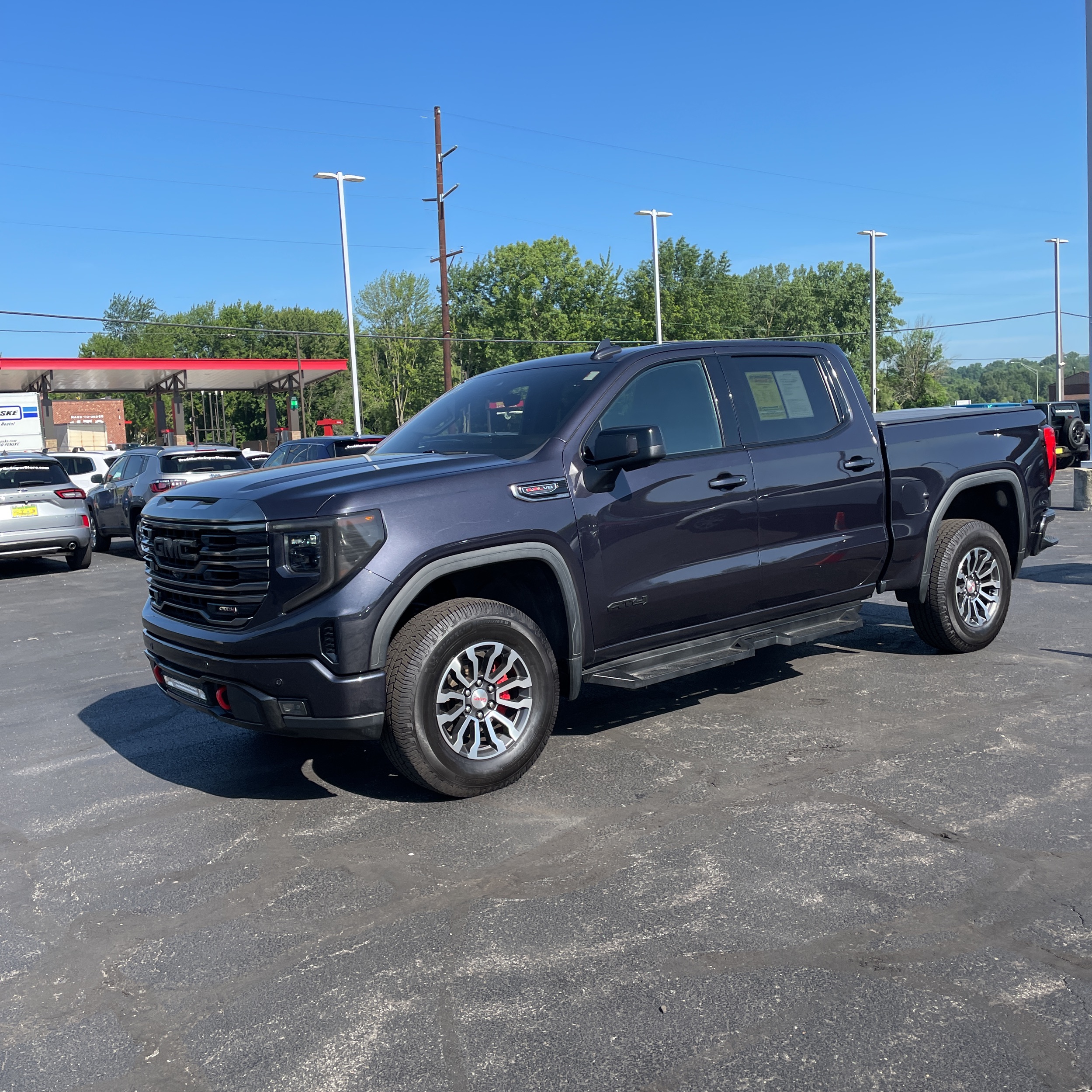 2023 GMC Sierra 1500 AT4