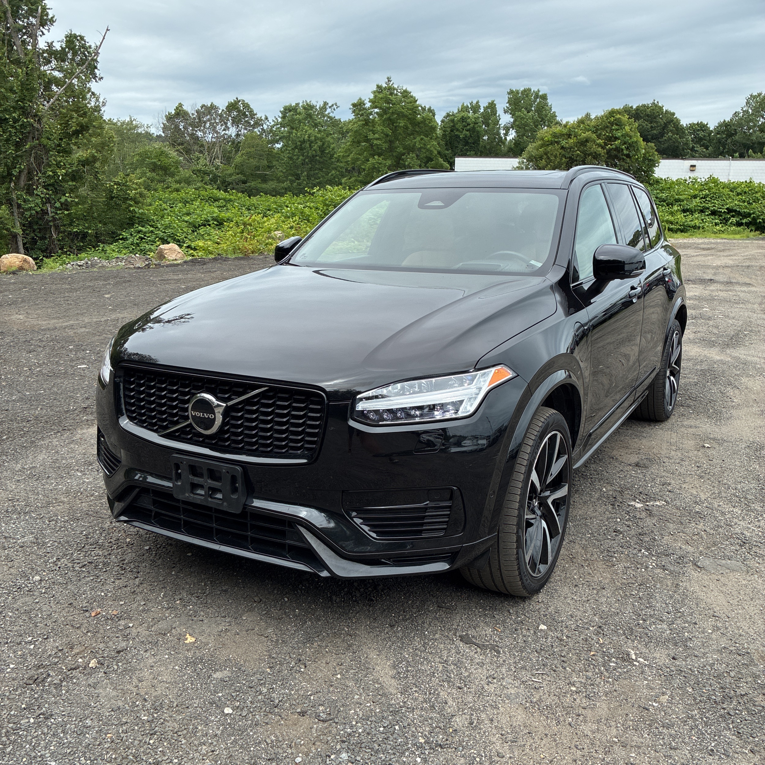 2023 Volvo XC90 T8 - Ultimate