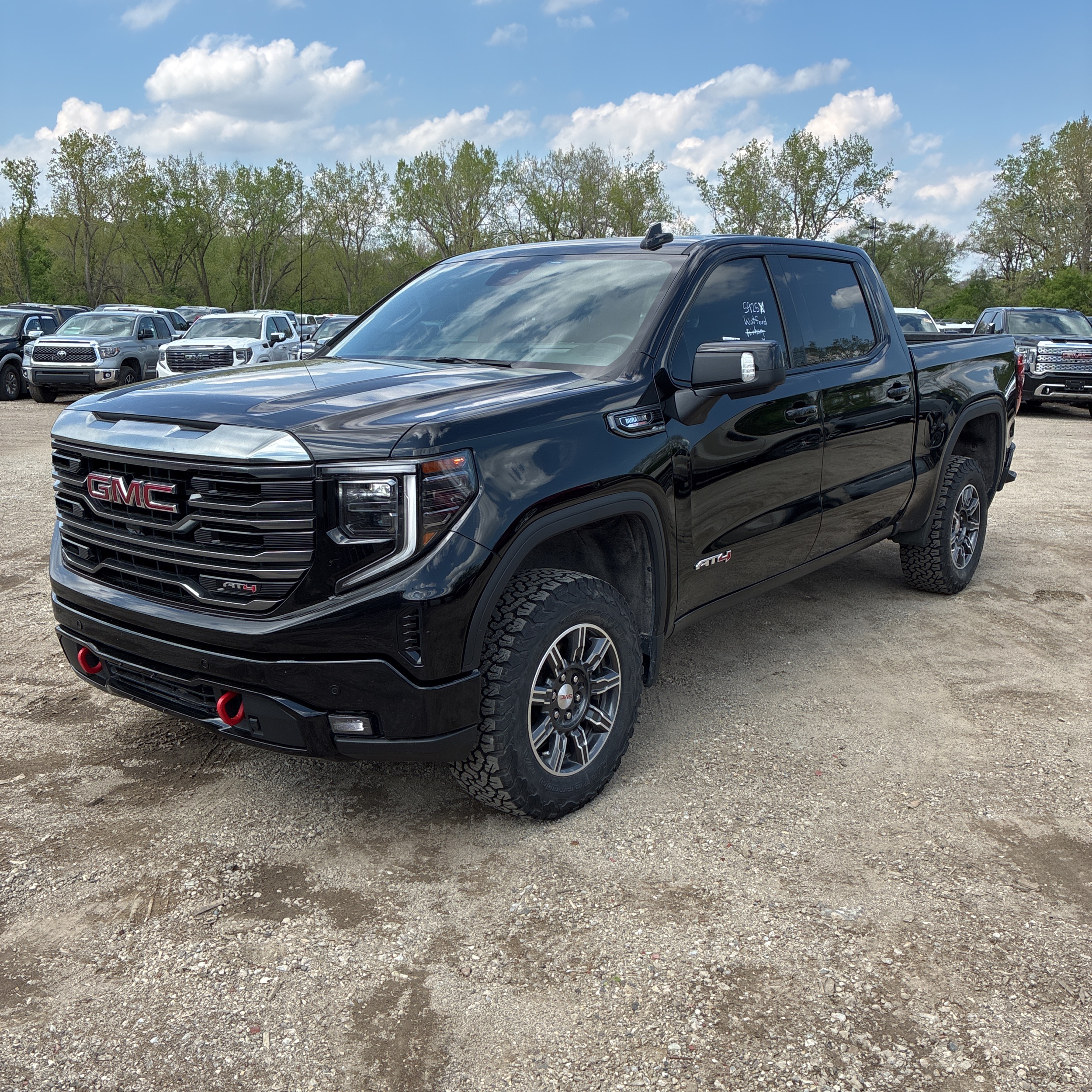 2024 GMC Sierra 1500 AT4