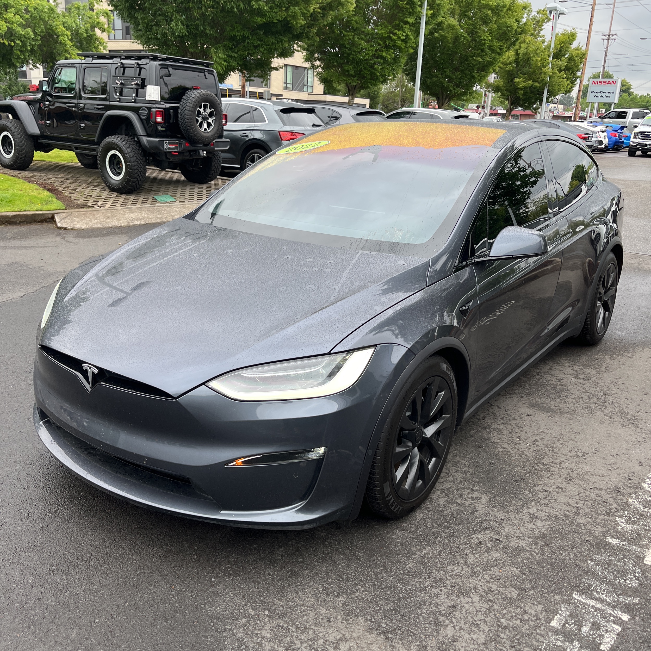 2022 Tesla Model X Standard Range