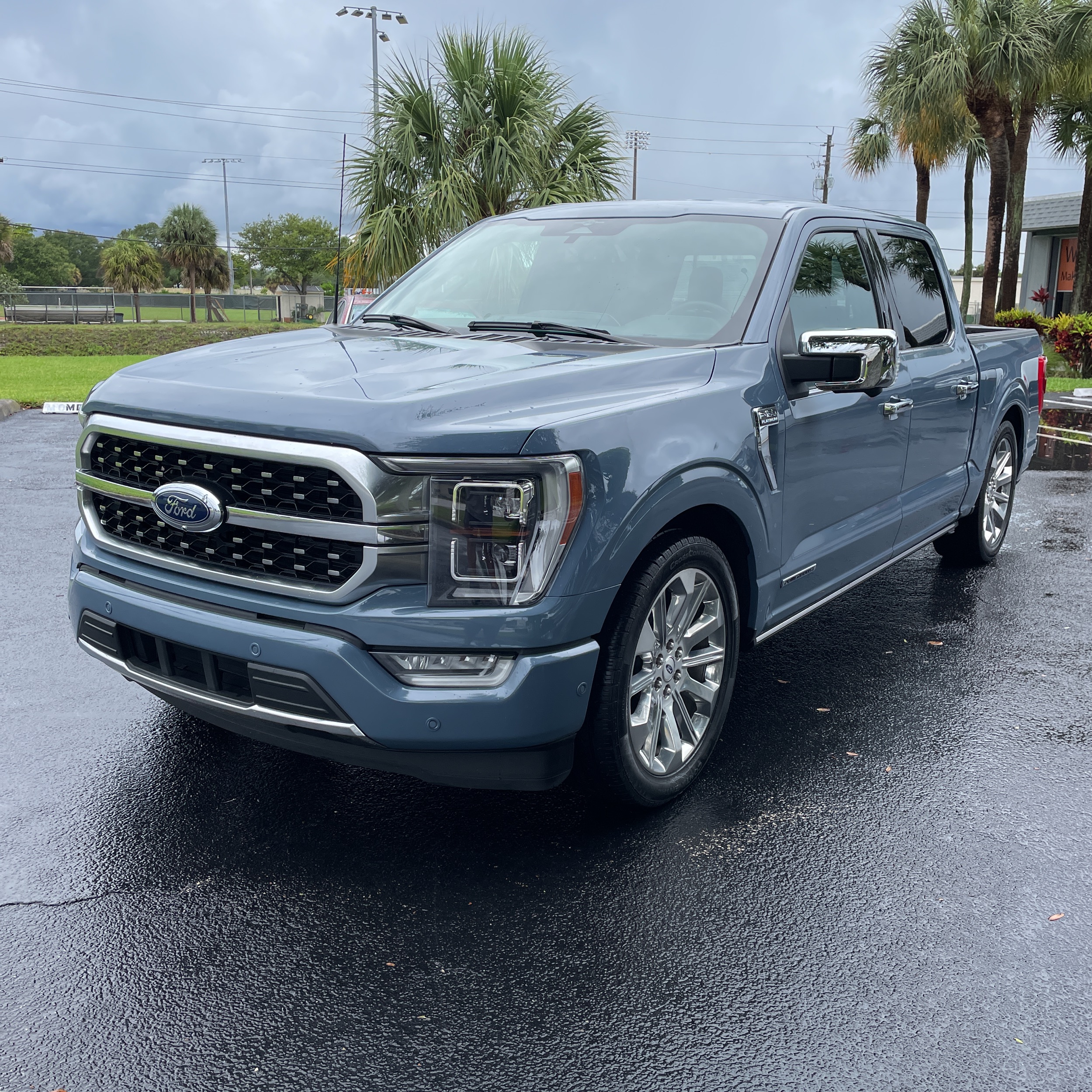 2023 Ford F-150 Platinum