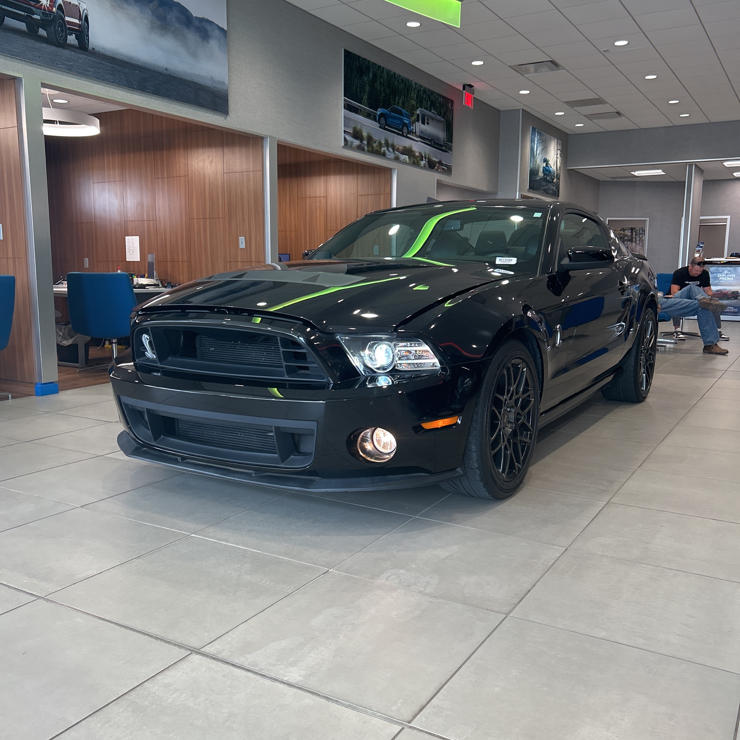 2014 Ford Shelby GT500 Base