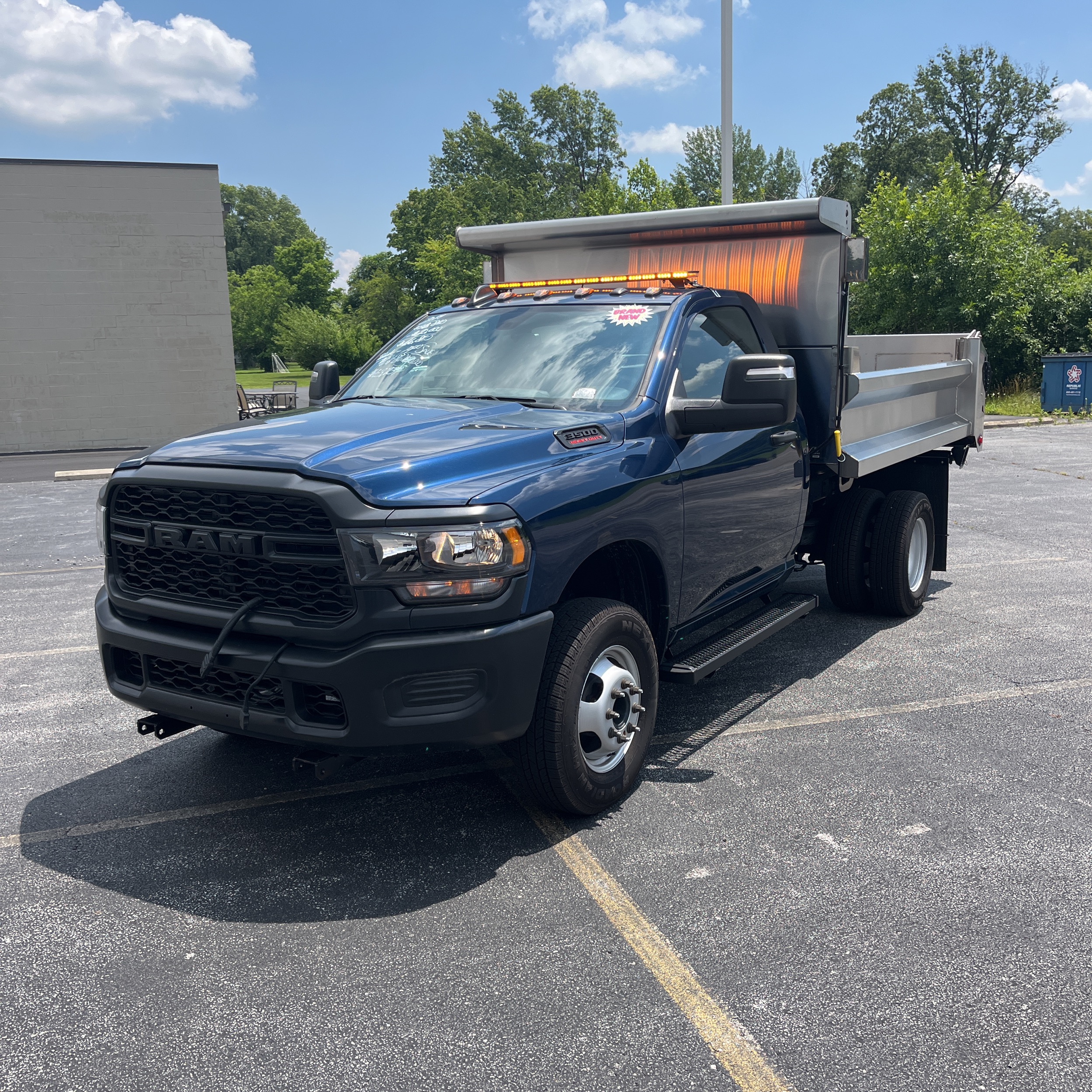 2024 Ram 3500 Cab/Chassis Tradesman