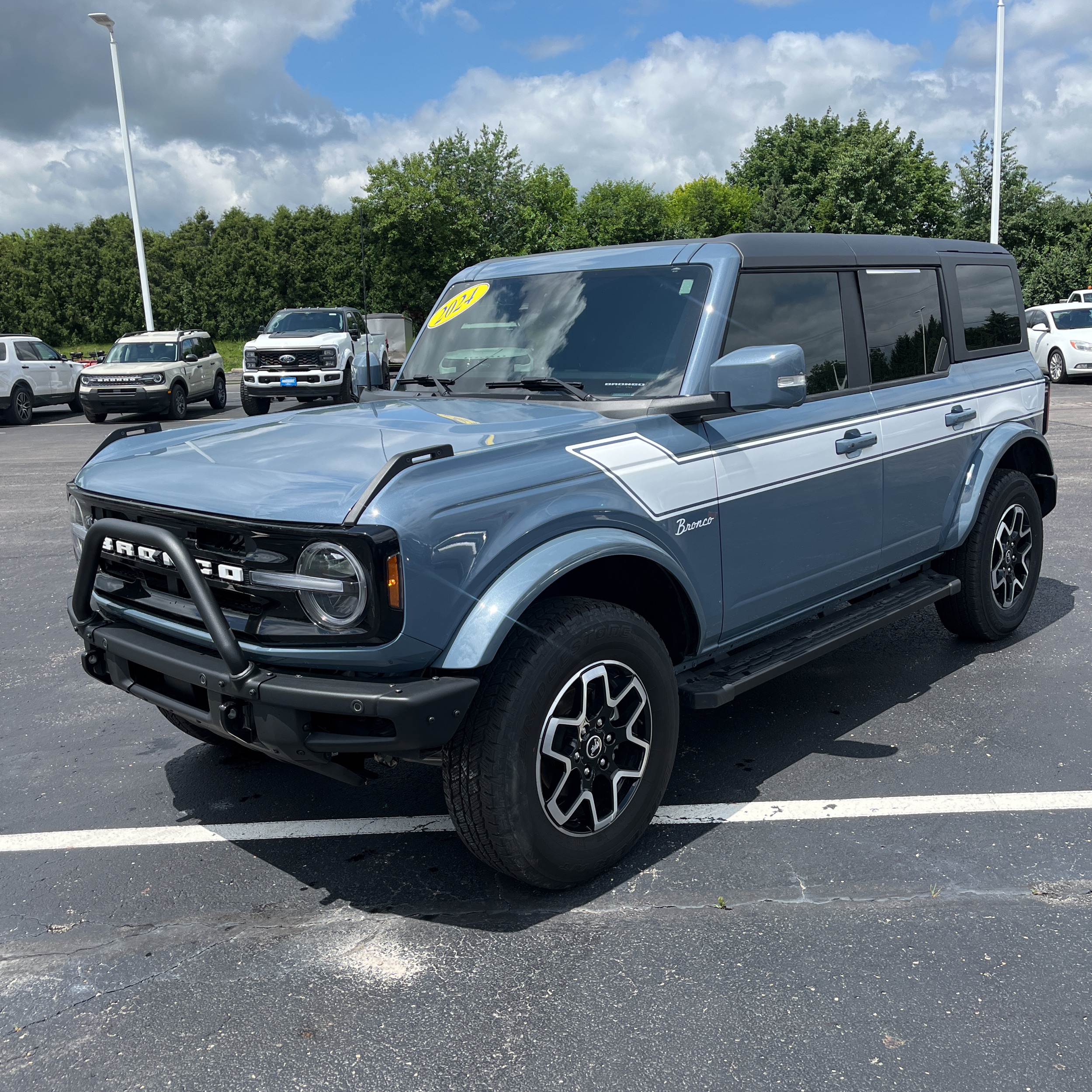 2024 Ford Bronco Outer Banks